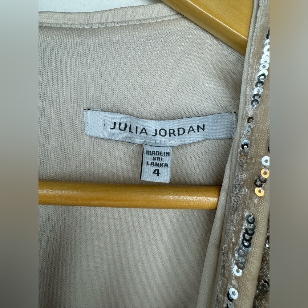 Julia Jordan Women’s Sequined Top Jumpsuit Size 4 - Picture 8 of 9